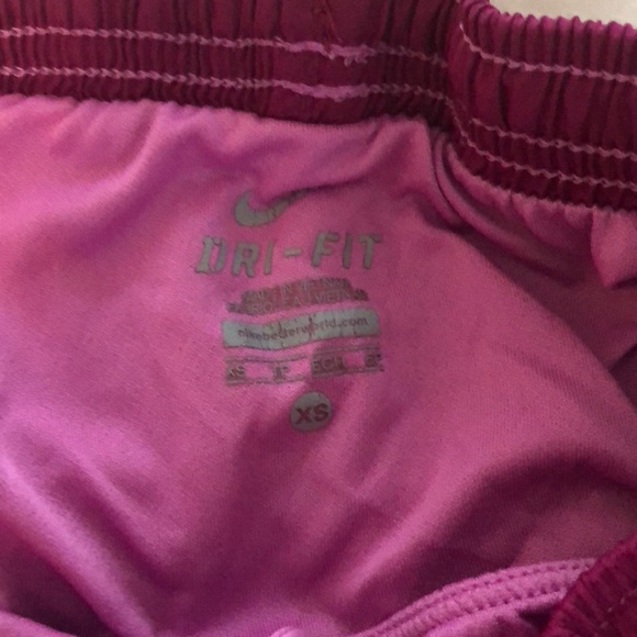 Nike Dry Fit Shorts - Picture 2 of 3